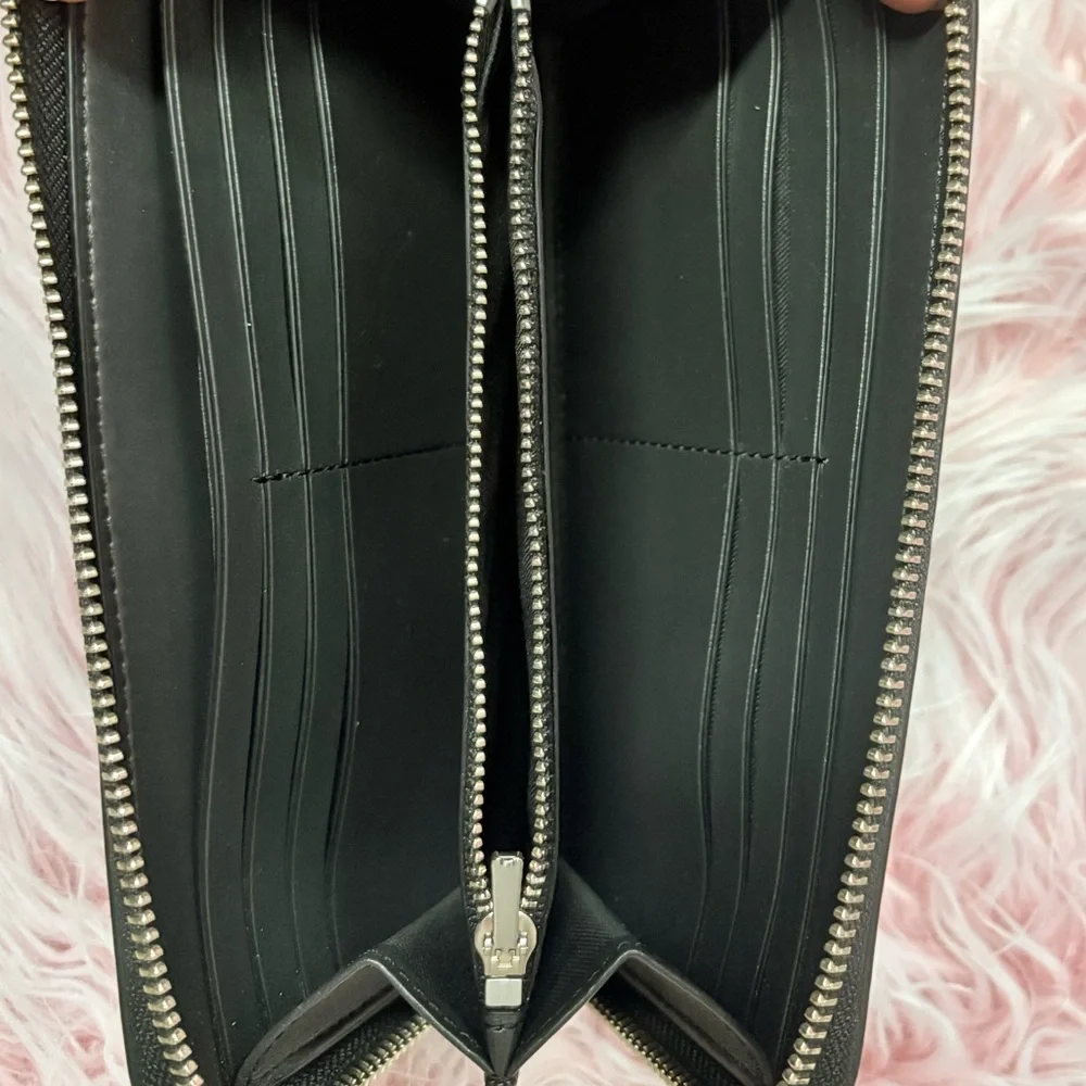 Coach studded zip around wallet - Picture 3 of 5